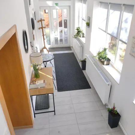 Friends House - Station - Self Check-in